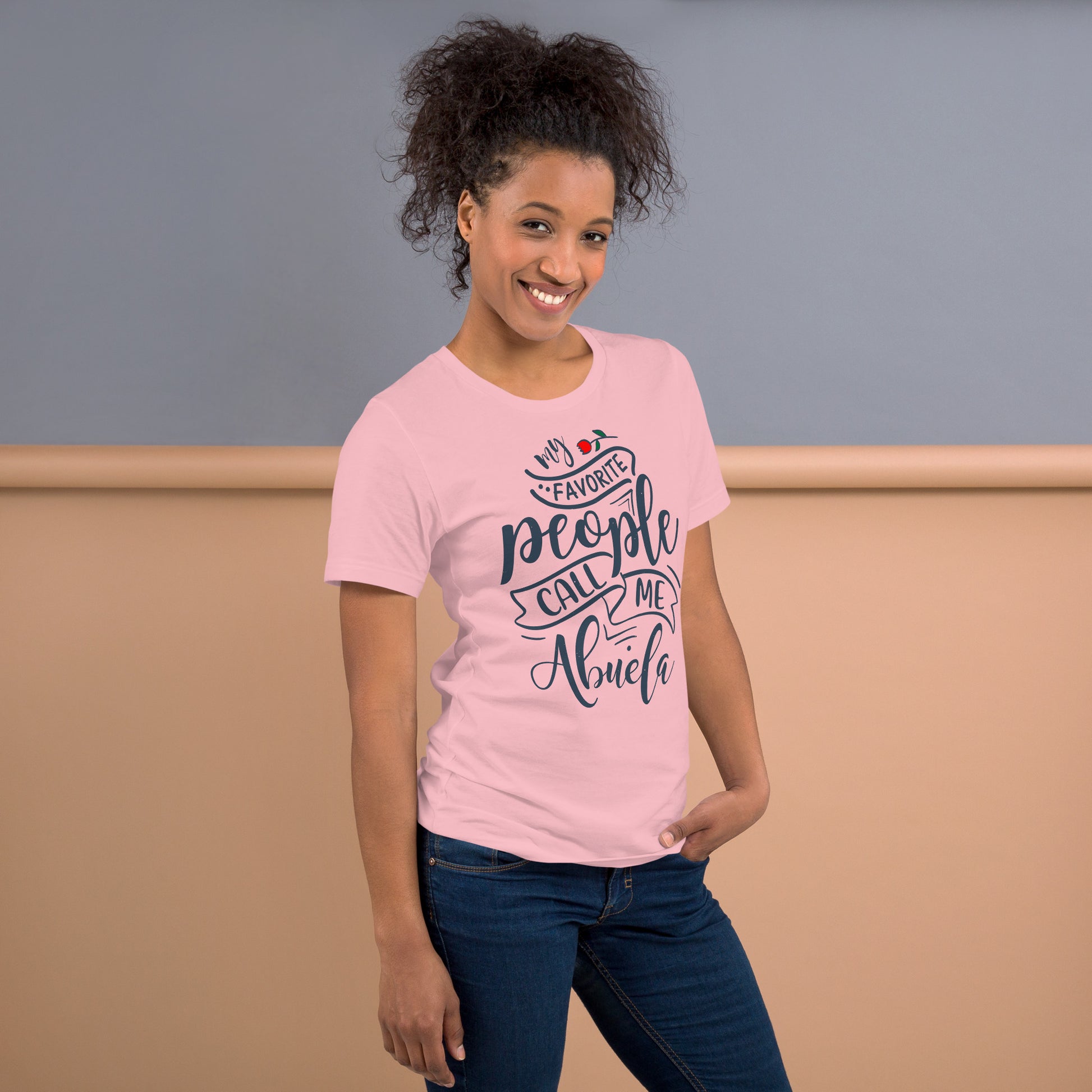 My Favorite People Call Me Abuela T-Shirt Color: Heather Red
