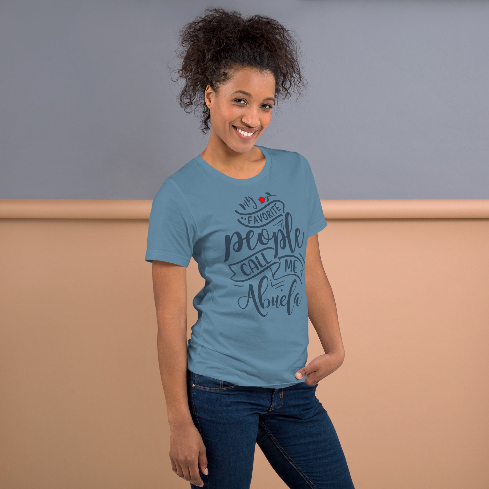 My Favorite People Call Me Abuela T-Shirt Color: Heather Red